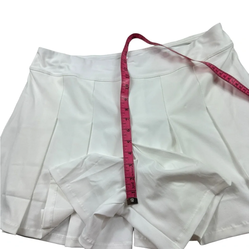 LILLY PULITZER: NWT Luxletic 5” Frazier Shorts in Resort White UPF 50+ Size 16